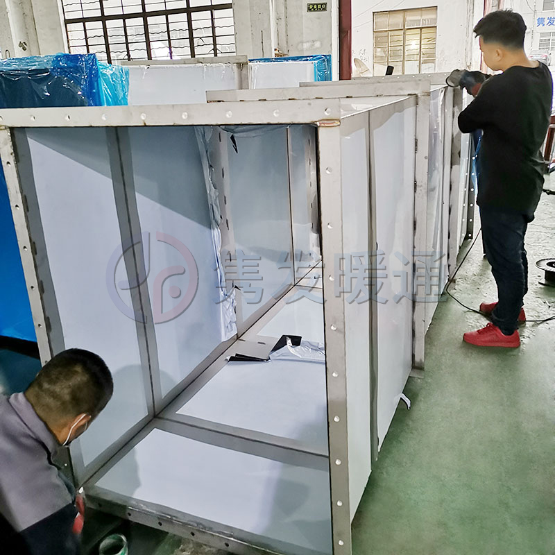 不鏽鋼矩形（xíng）焊（hàn）接風管